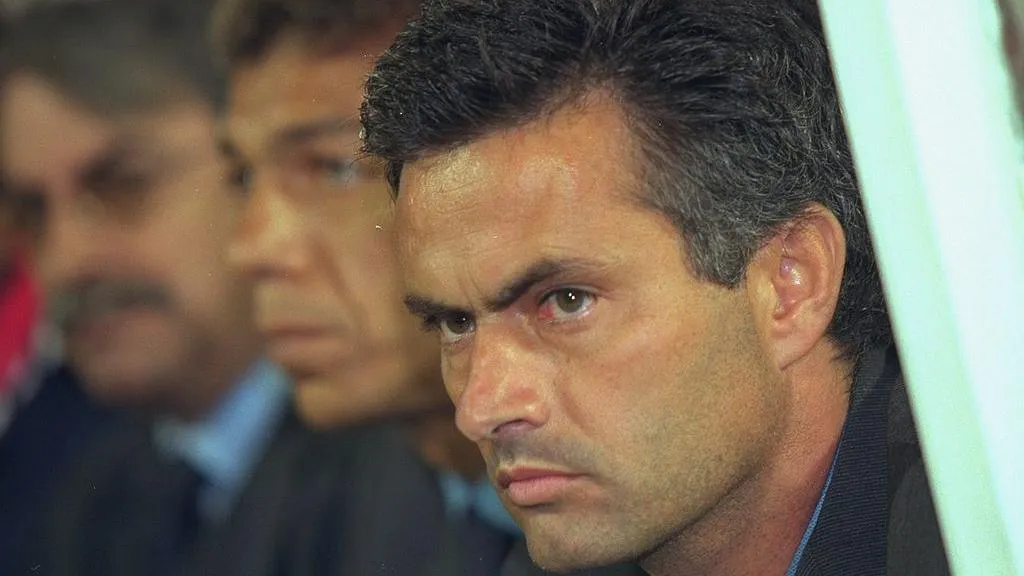 Mourinho back at Benfica 25 years on - revered but a risk?